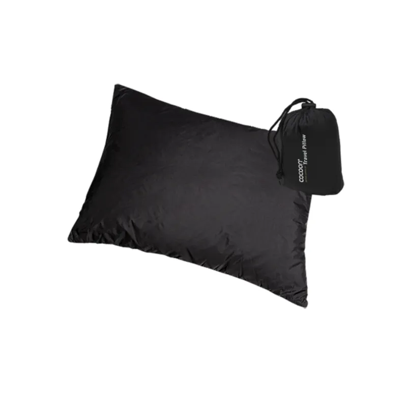 COCOON Travel Pillow black L - Reisekissen mit synthetischer Füllung Sonderaktion